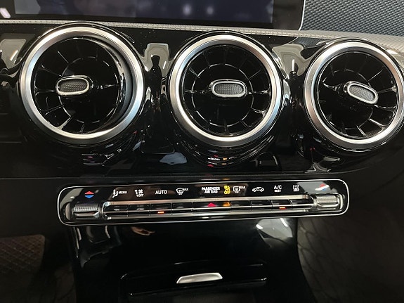 Mercedes-Benz A220 20 of 20