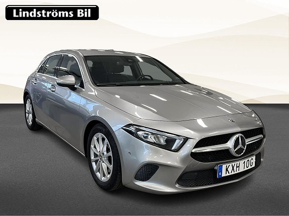 Mercedes-Benz A220 3 of 5