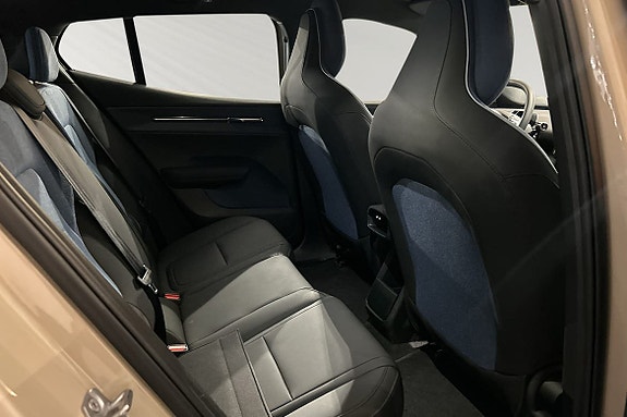 Volvo EX30 11 of 12