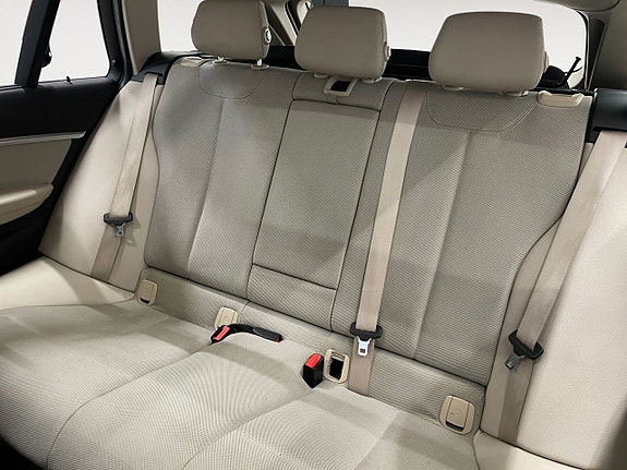 BMW 320 14 of 26