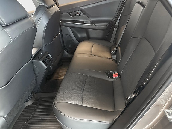 Toyota bZ4X Touring 7 of 11