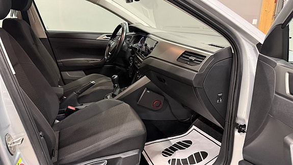 Volkswagen Polo 12 of 19