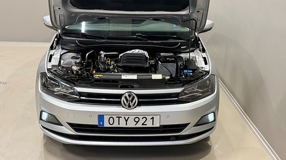 Volkswagen Polo 17 of 19