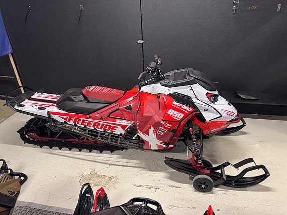 Ski-Doo FREERIDE 850 E-TEC SHOT 146 - 23 5 of 9