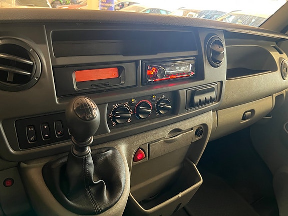 Renault Master 10 of 10