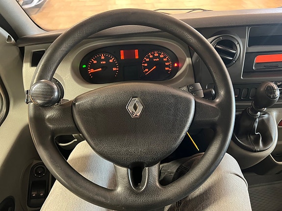 Renault Master 7 of 10