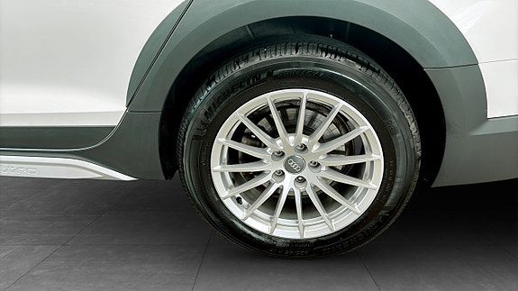 Audi A4 allroad 6 of 12