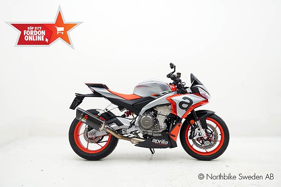 Aprilia TUONO 660 *AKRAPOVIC* *0% RÄNTA* HEMLEVERANS*