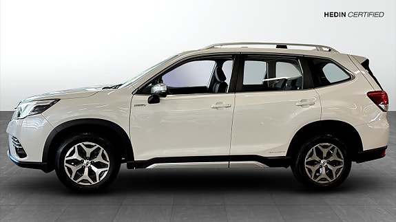 Subaru Forester 6 of 12