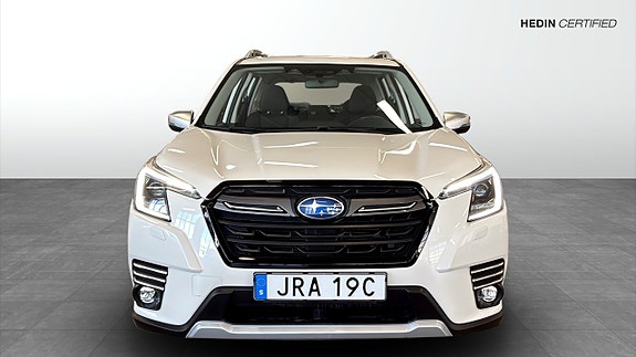 Subaru Forester 8 of 12