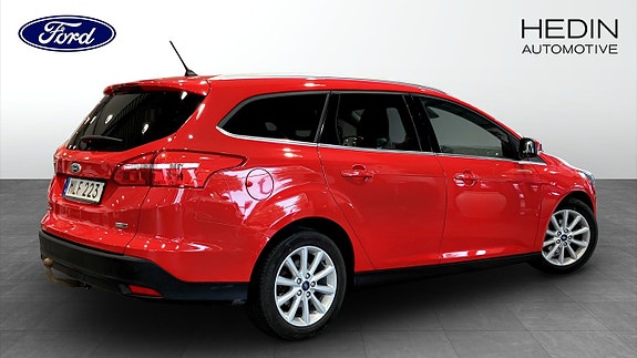 Ford Focus 2 of 5