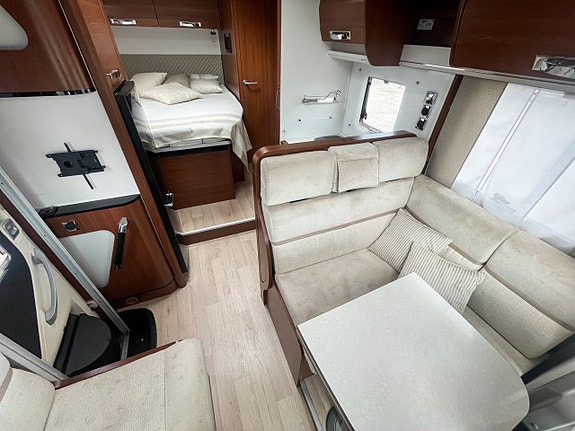 Rapido 650F - Queenbed, Taksäng, 5 åkande, 3500kg 11 of 18