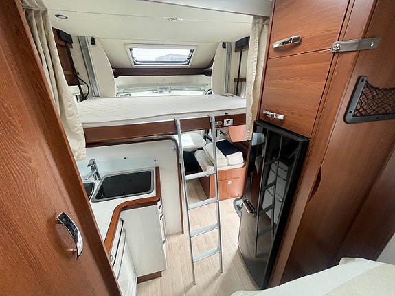 Rapido 650F - Queenbed, Taksäng, 5 åkande, 3500kg 14 of 18