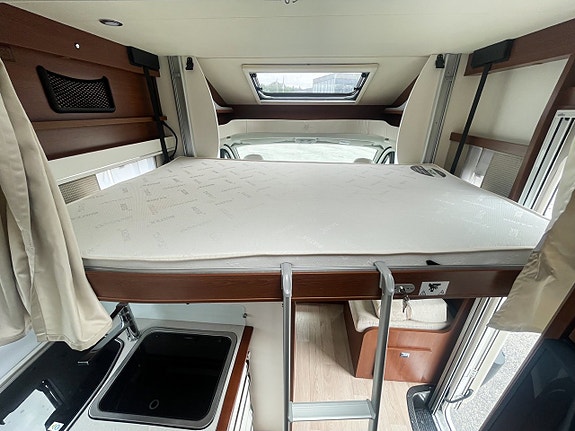 Rapido 650F - Queenbed, Taksäng, 5 åkande, 3500kg 13 of 18