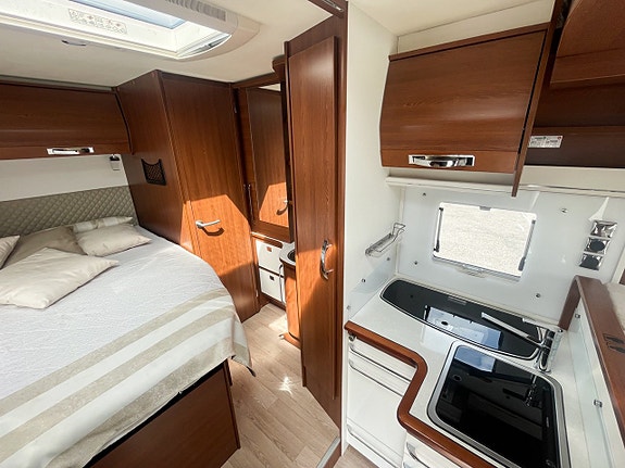 Rapido 650F - Queenbed, Taksäng, 5 åkande, 3500kg 6 of 18