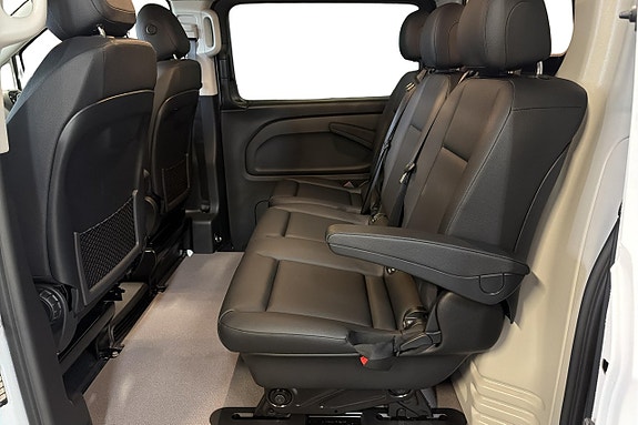 Mercedes-Benz Vito 119 12 of 17