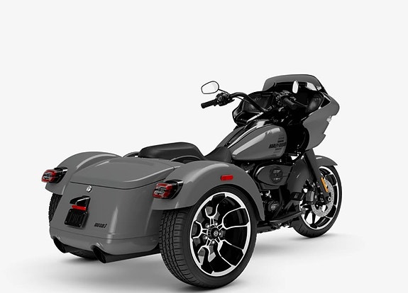 Harley-Davidson Road Glide 3 8 of 9