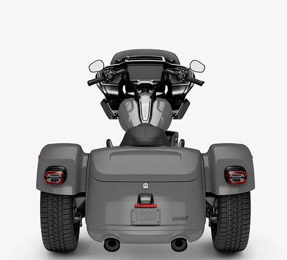Harley-Davidson Road Glide 3 7 of 9