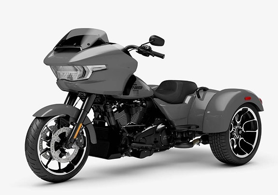 Harley-Davidson Road Glide 3 4 of 9