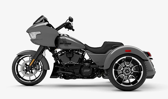 Harley-Davidson Road Glide 3 5 of 9