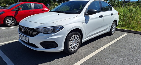 Fiat Tipo 2 of 5