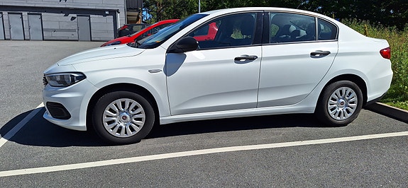 Fiat Tipo 3 of 5