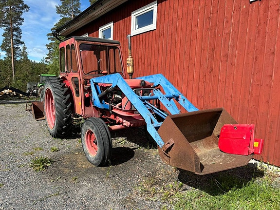 Volvo BM 400 med Ålö lastare, Däckmonteringsmaskin, Sice