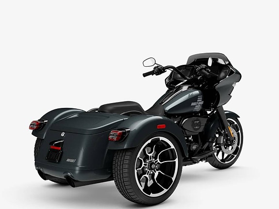 Harley-Davidson Road Glide 3 8 of 9