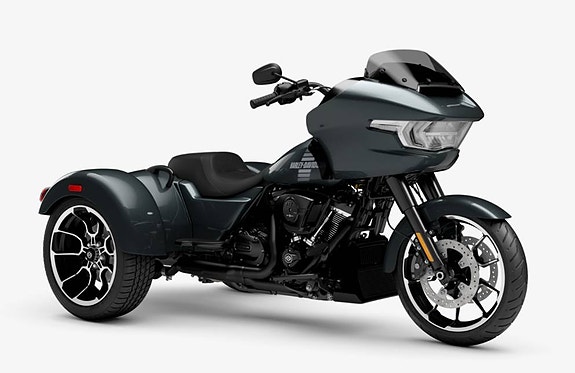 Harley-Davidson Road Glide 3 2 of 9