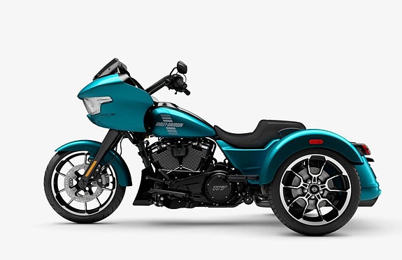 Harley-Davidson Road Glide 3 5 of 9