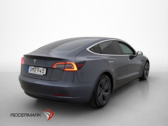 Tesla Model 3 5 of 5