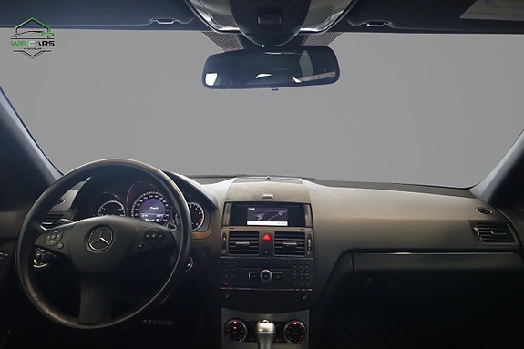 Mercedes-Benz C180 15 of 19