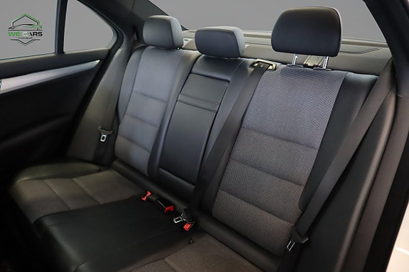 Mercedes-Benz C180 19 of 19