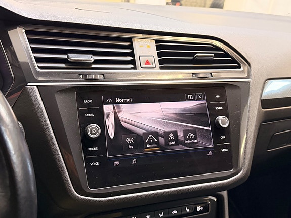 Volkswagen Tiguan Allspace 27 of 27