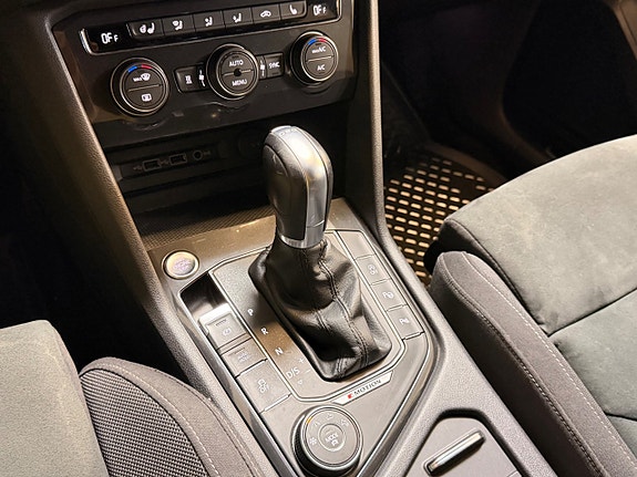 Volkswagen Tiguan Allspace 23 of 27