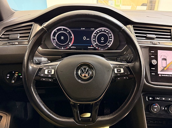 Volkswagen Tiguan Allspace 21 of 27