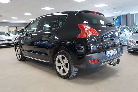 Peugeot 3008 4 of 5