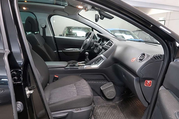 Peugeot 3008 9 of 12