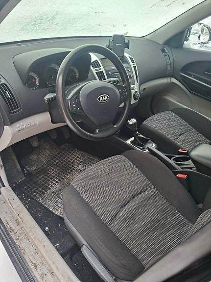 Kia Ceed 5 of 5
