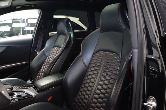 Audi RS4 11 of 27