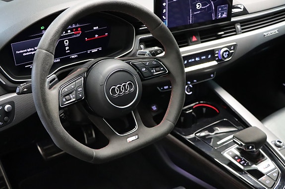Audi RS4 10 of 27
