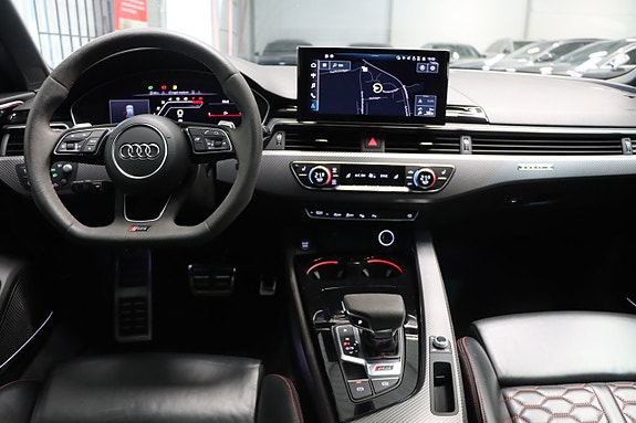 Audi RS4 9 of 27