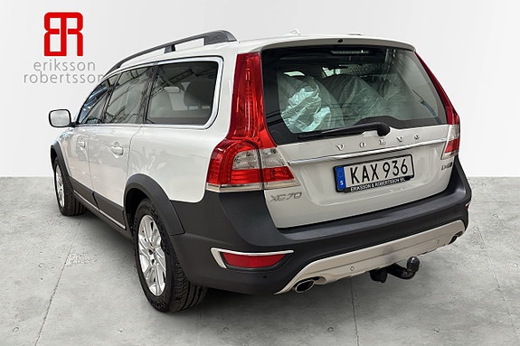 Volvo XC70 3 of 5