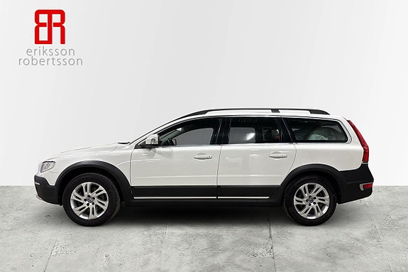 Volvo XC70 2 of 5