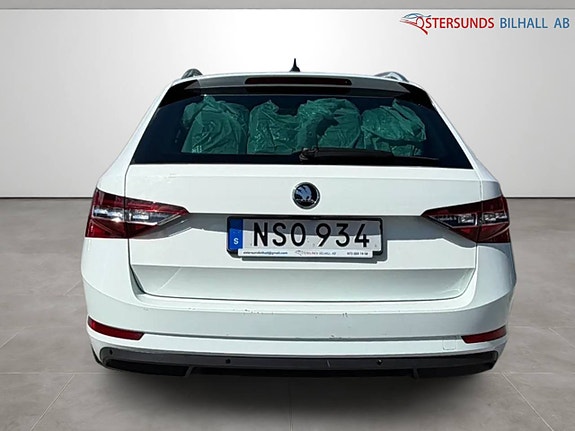 Skoda Superb 5 of 5