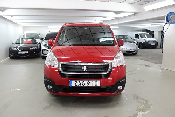 Peugeot Partner 2 of 5