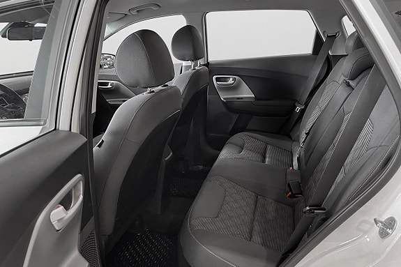 Kia Niro 11 of 25