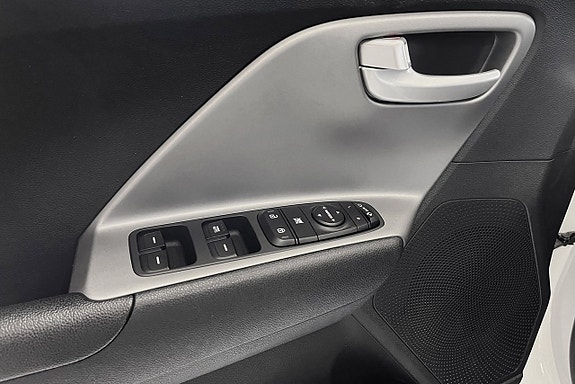 Kia Niro 14 of 25