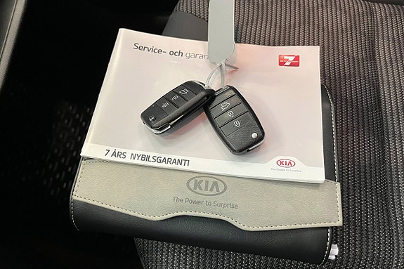 Kia Niro 25 of 25