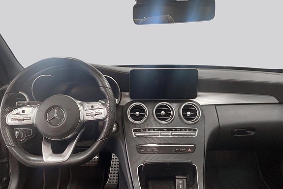 Mercedes-Benz C300 11 of 15